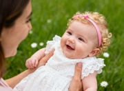 进口奶源vs国产奶源，选对的核心不是“产地”